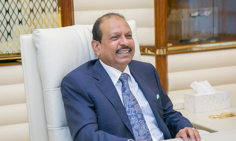 Yusuff Ali gifts little girl iPhone 17 at Lulu store opening in Sharjah’s Kalba